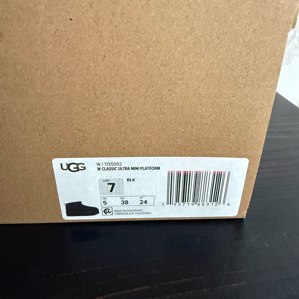 UGG CLASSIC ULTRA MINI PLATFORM - Picture 7 of 7
